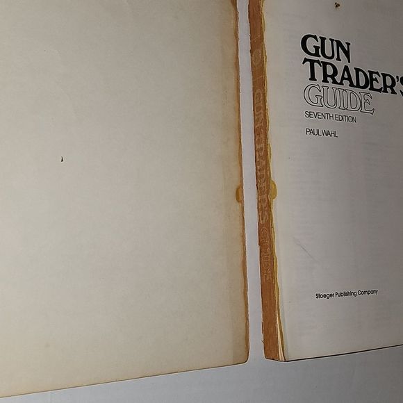Vintage Gun Trader's Guide book - Picture 13 of 15